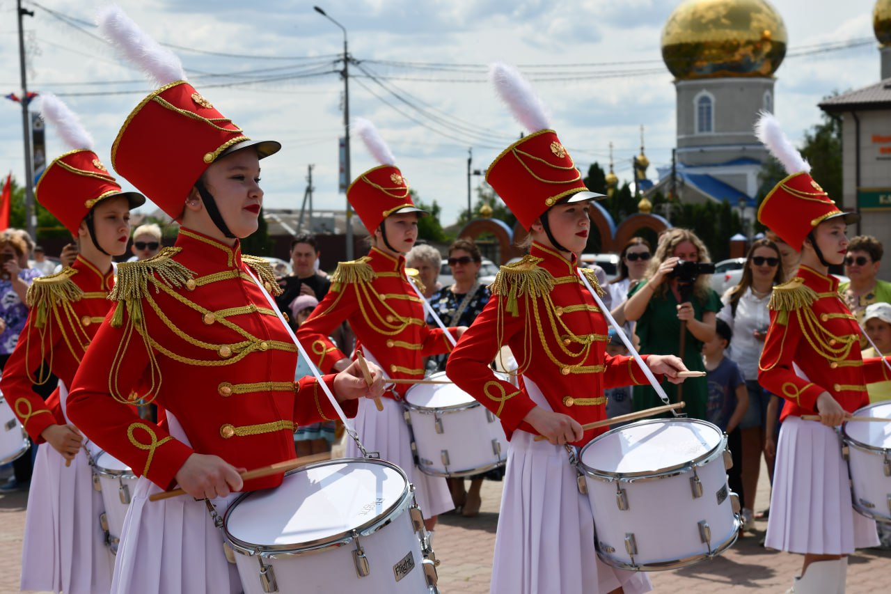Лагерные смены открыли в Чернянском районе.