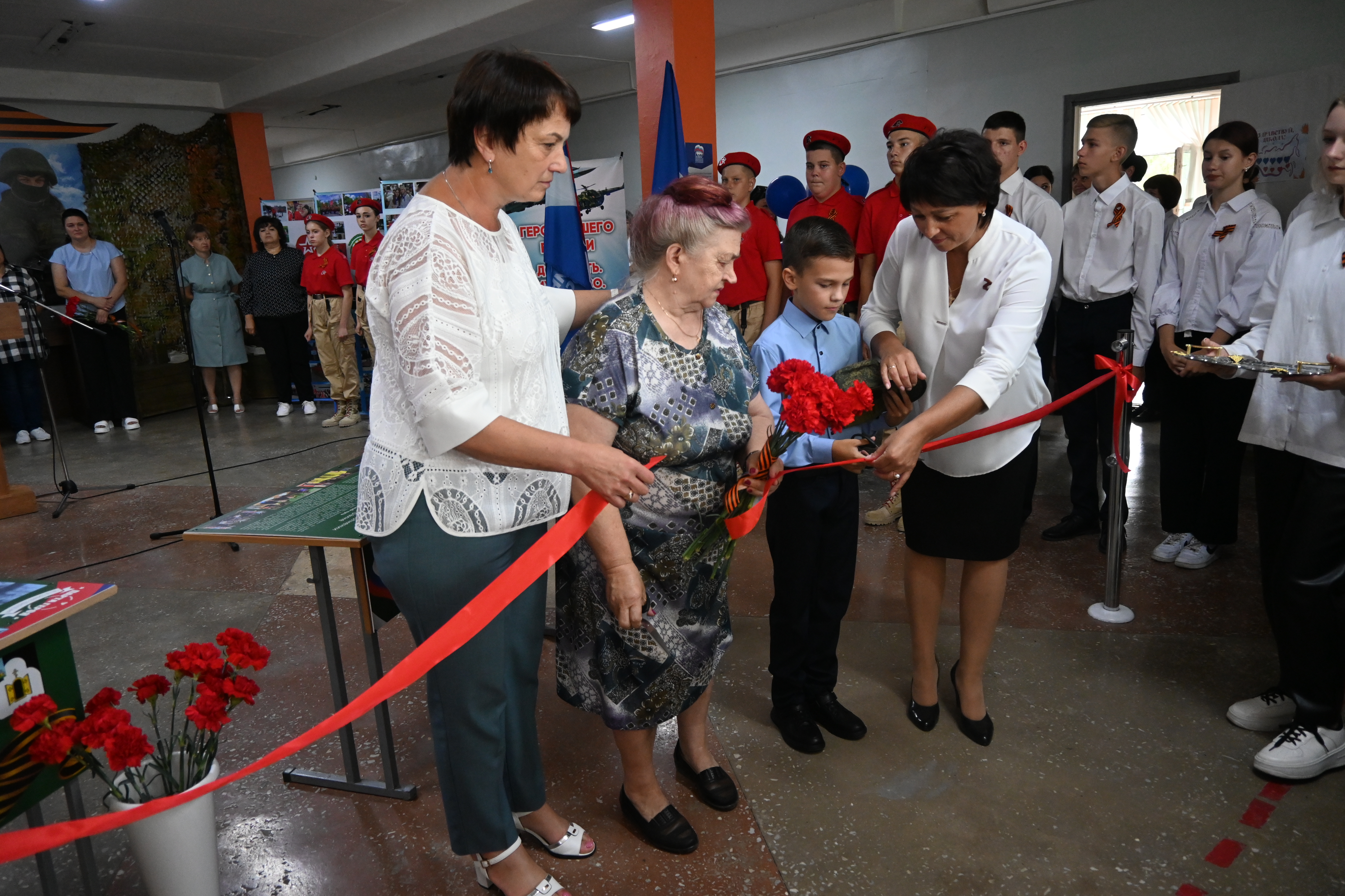 Зал боевой славы, посвященный всем участникам СВО открыли в Чернянской школе № 4.