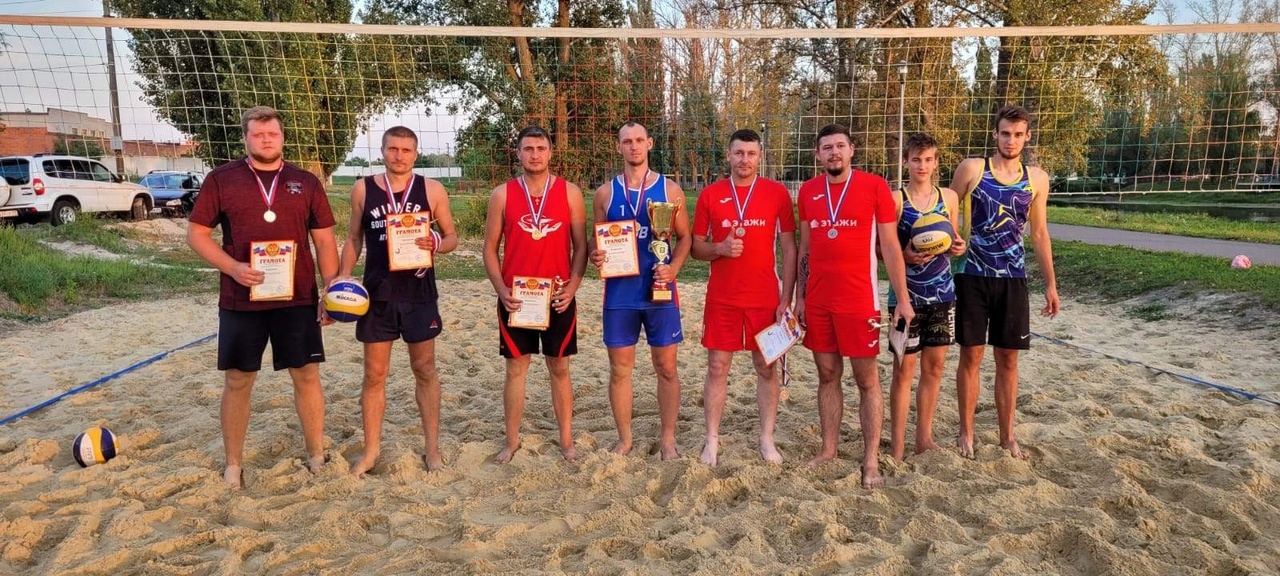 команда Чернянского района заняла 1 место в &quot; Открытом первенстве по пляжному волейболу Алексеевского городского округа&quot;.