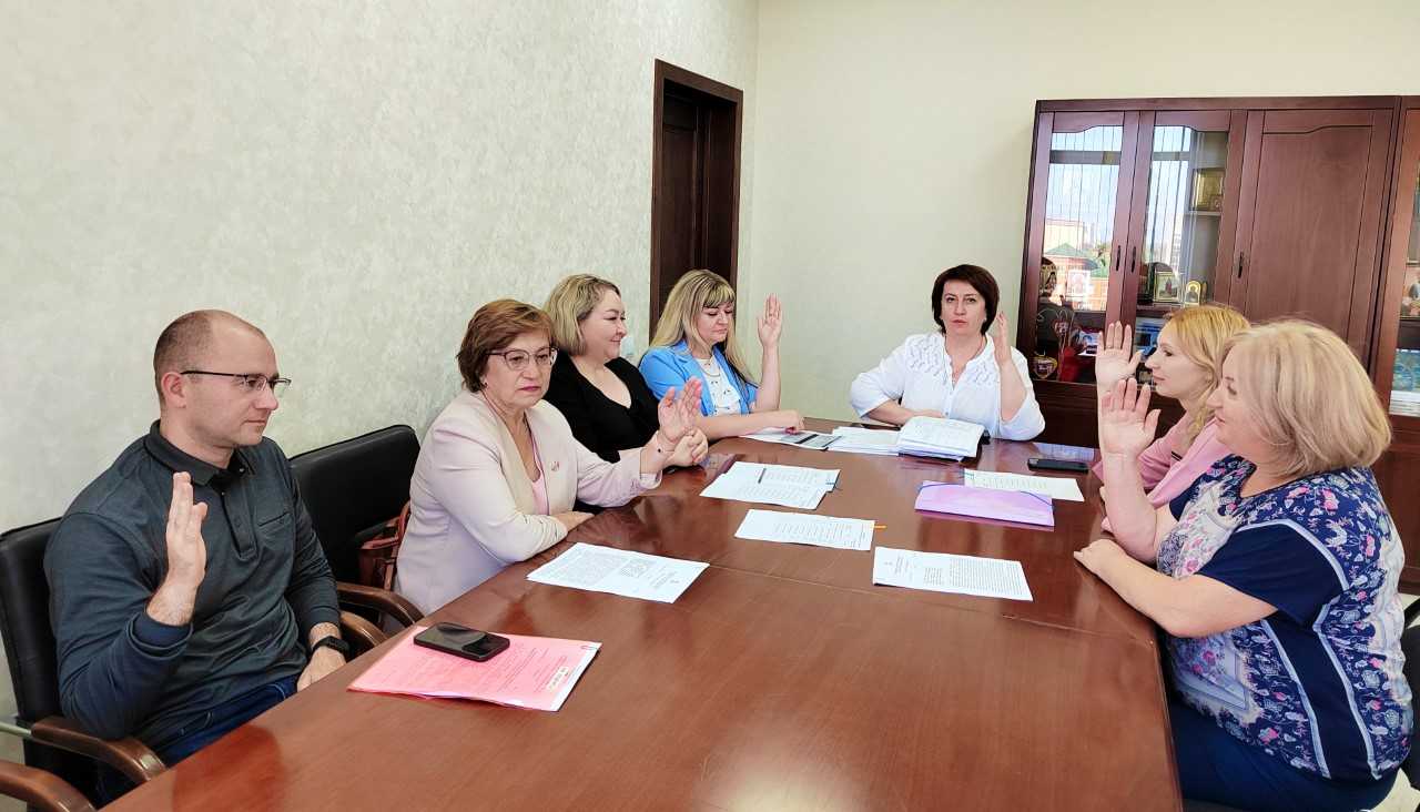 Чернянская территориальная избирательной комиссии  информирует:  26 сентября 2023 года состоялось 29-е заседание Чернянской территориальной избирательной комиссии.