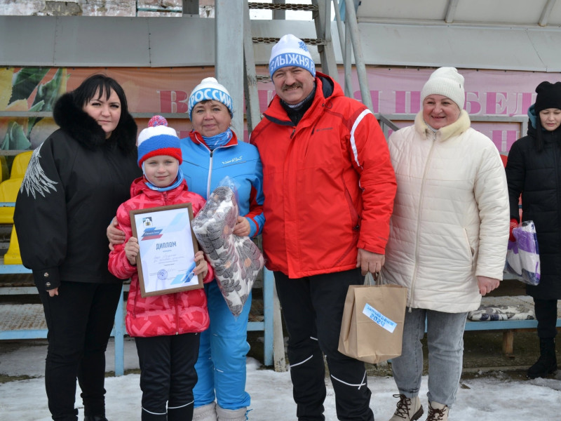 Районный фестиваль спортивного туризма «Зимний движ-2024» прошёл на стадионе п. Чернянка.