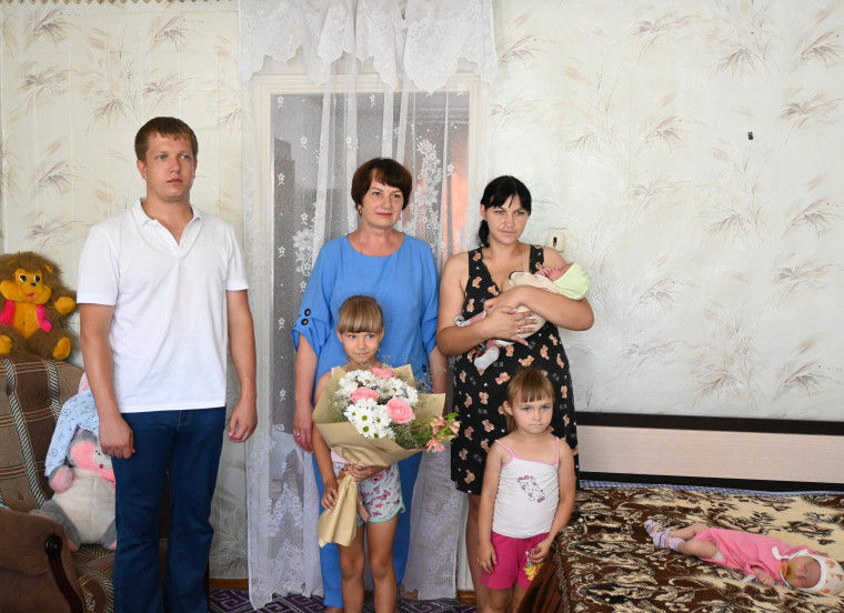Поздравляем с рождением двойни. Поздравляем с рождением двойни.