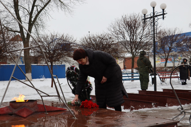 Сегодня в районе прошли мероприятия посвященные Дню Героев Отечества. Сегодня в районе прошли мероприятия посвященные Дню Героев Отечества.