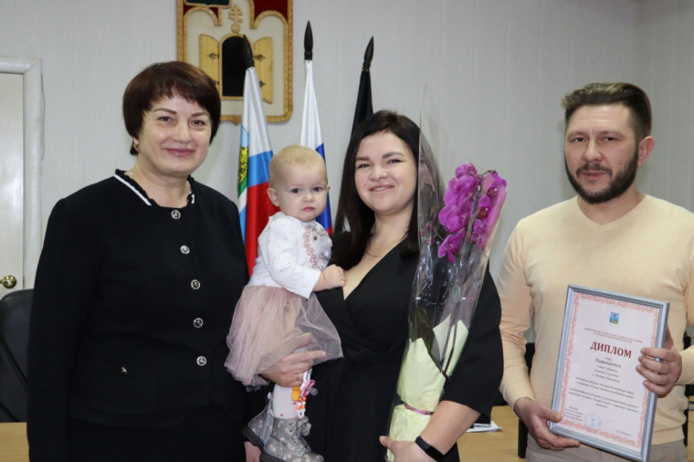 Семью Зябревых победила в областном Форуме "Лучшая многодетная семья" Чернянского района.