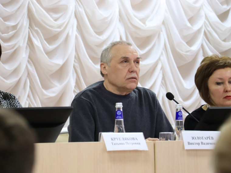 Сегодня прошла встреча-совещание с пчеловодами и сельхозпроизводителями района. Сегодня прошла встреча-совещание с пчеловодами и сельхозпроизводителями района.