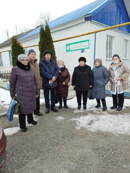 В Чернянском районе пожилых граждан доставляют в медучреждения для прохождения обследований.
