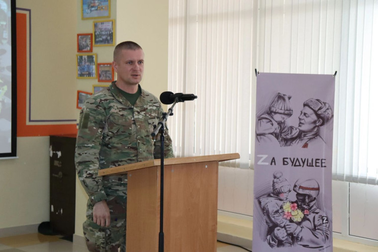 В Чернянском Центре молодежных инициатив прошла встреча с командованием и военнослужащими, принимающими участие в специальной военной операции.