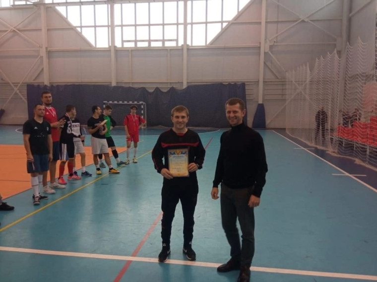 В Чернянке прошли районные соревнования по мини - футболу,.